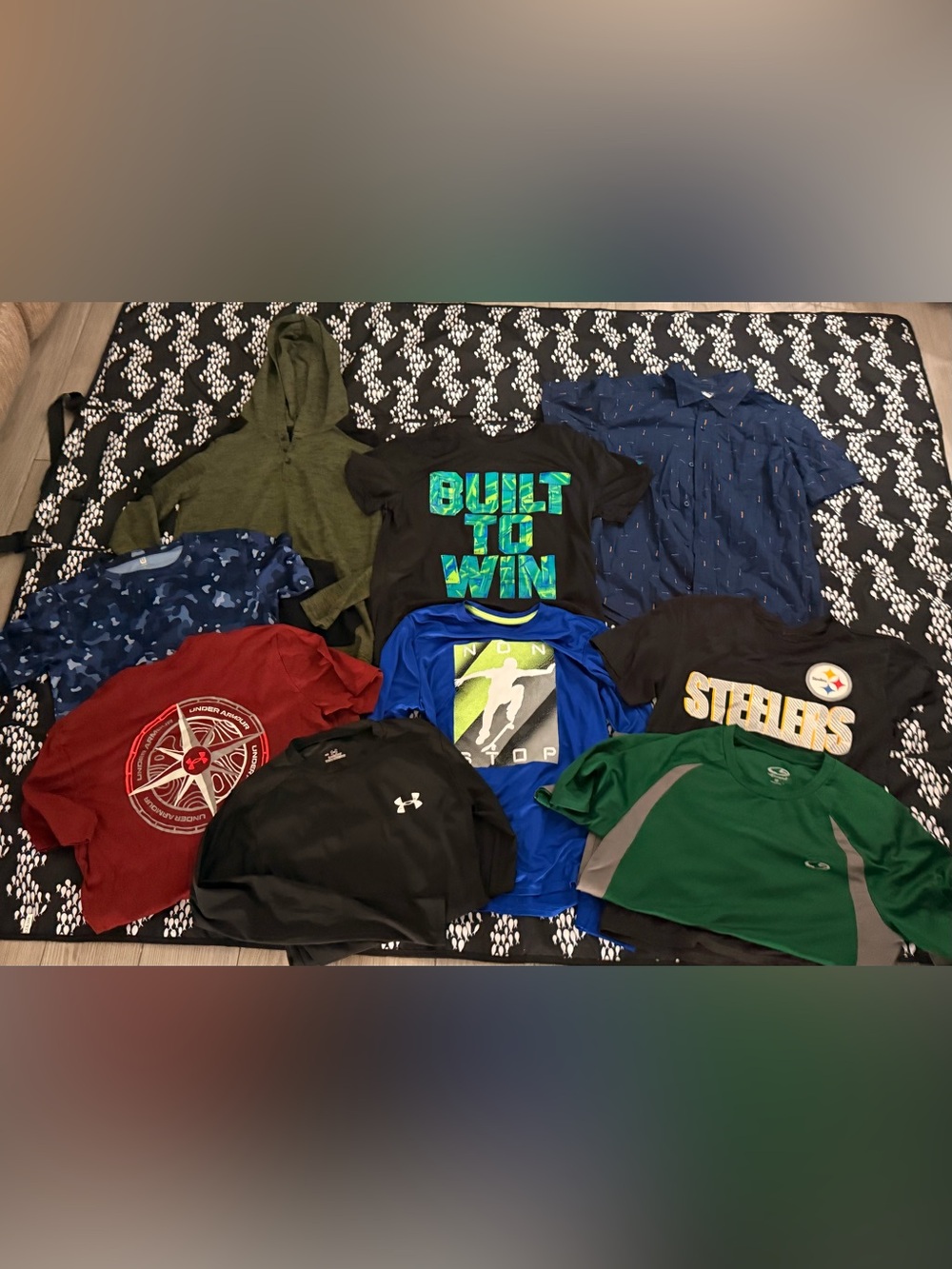 Kids Graphic Tee - various brands